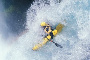 巴特勒重返赛场，险胜首场状态出色，TL观众沸腾！引发球迷热议-乐动在线平台